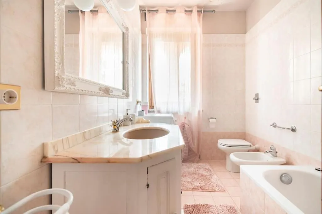 Apartment Fiorenza House Luisago Italien