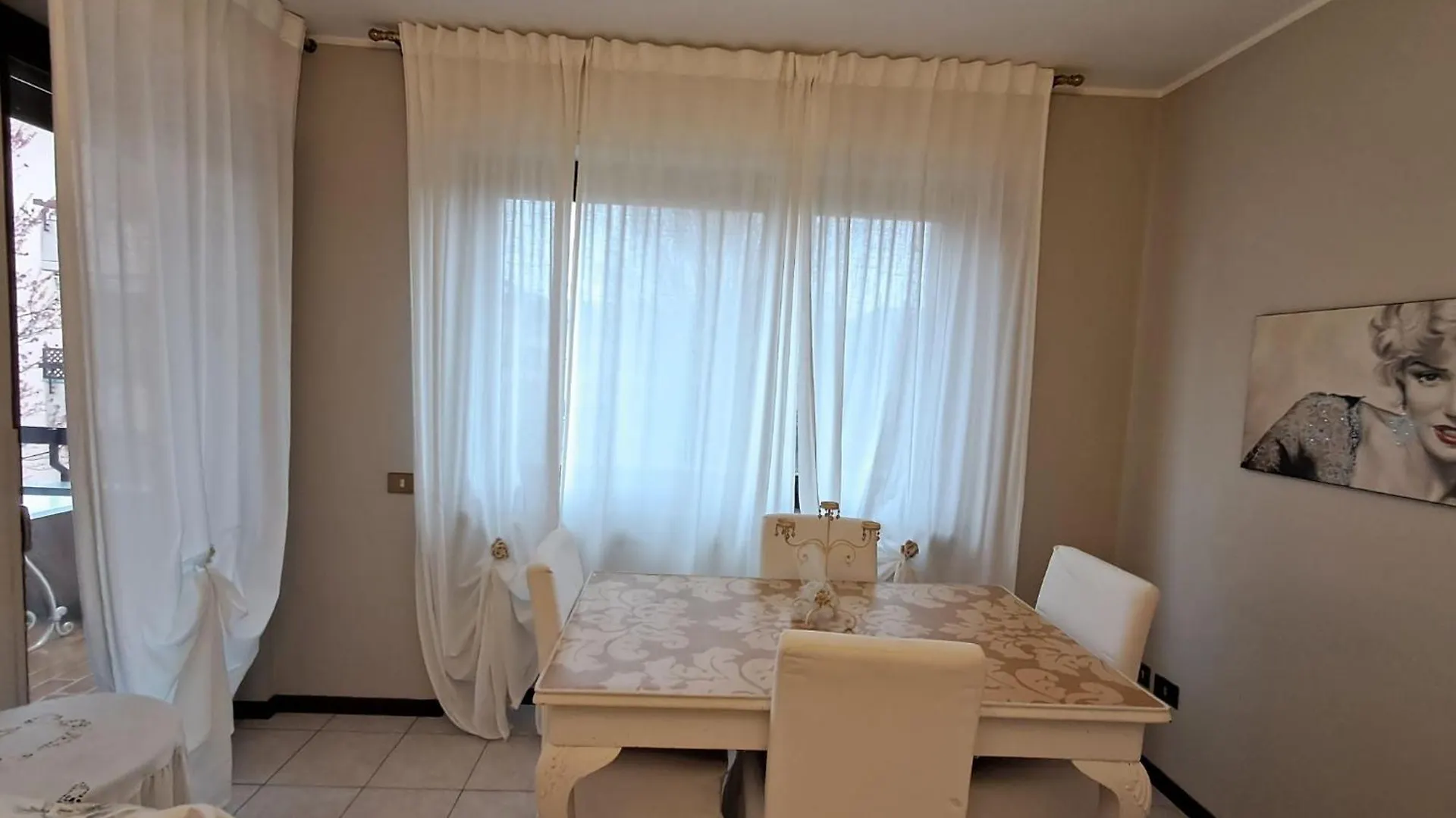 Fiorenza House Luisago Italien