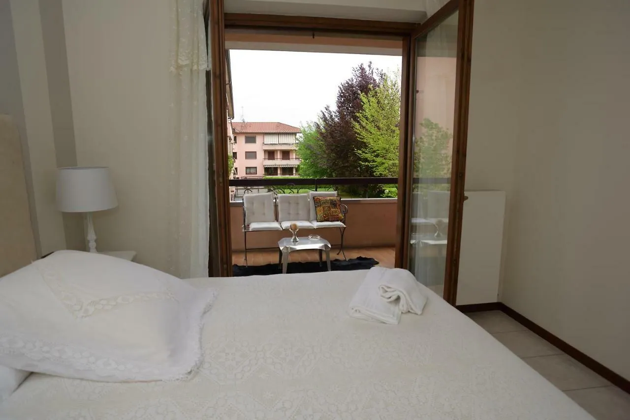 Apartment Fiorenza House Luisago Italien