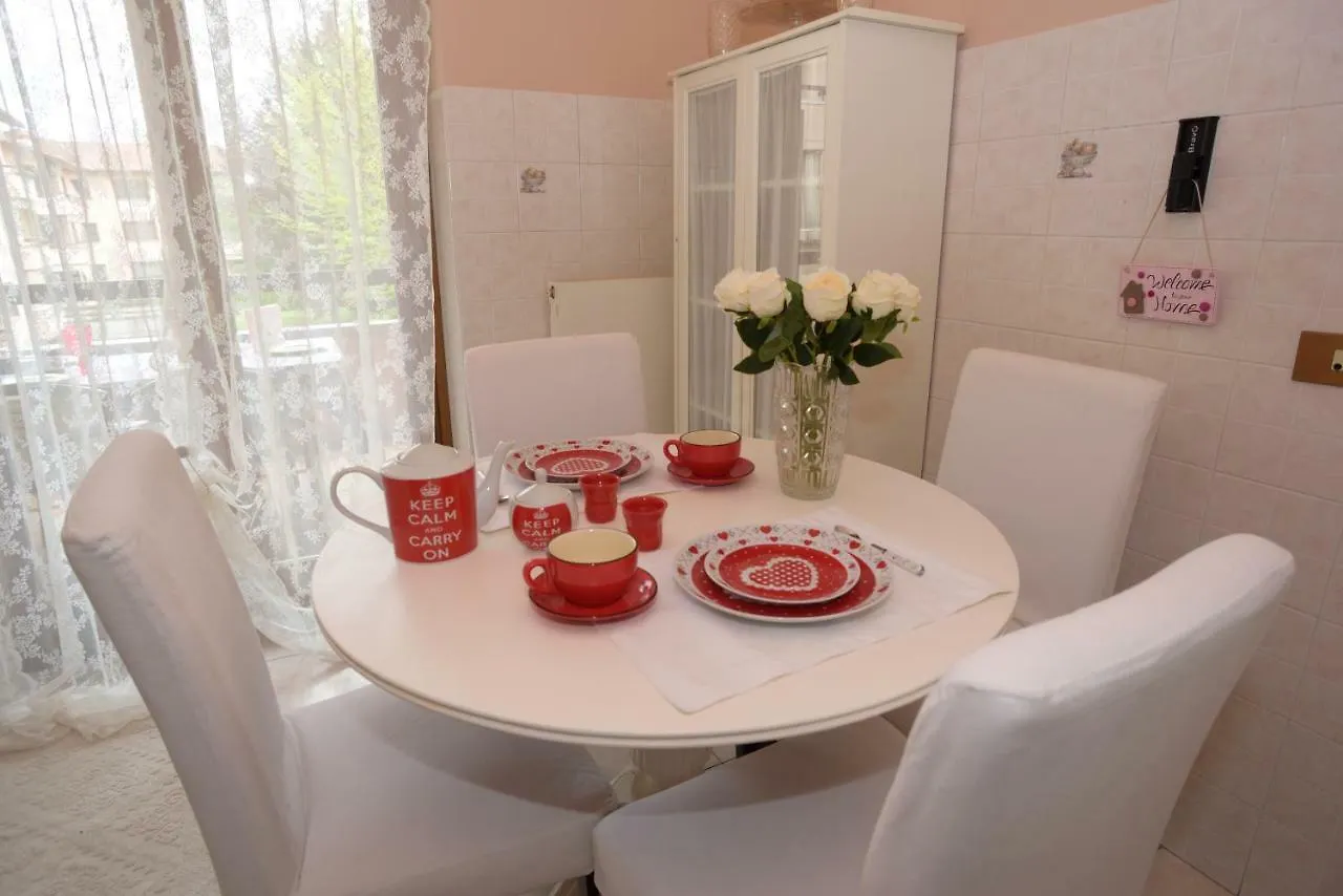 Fiorenza House Luisago 0*,  Italien