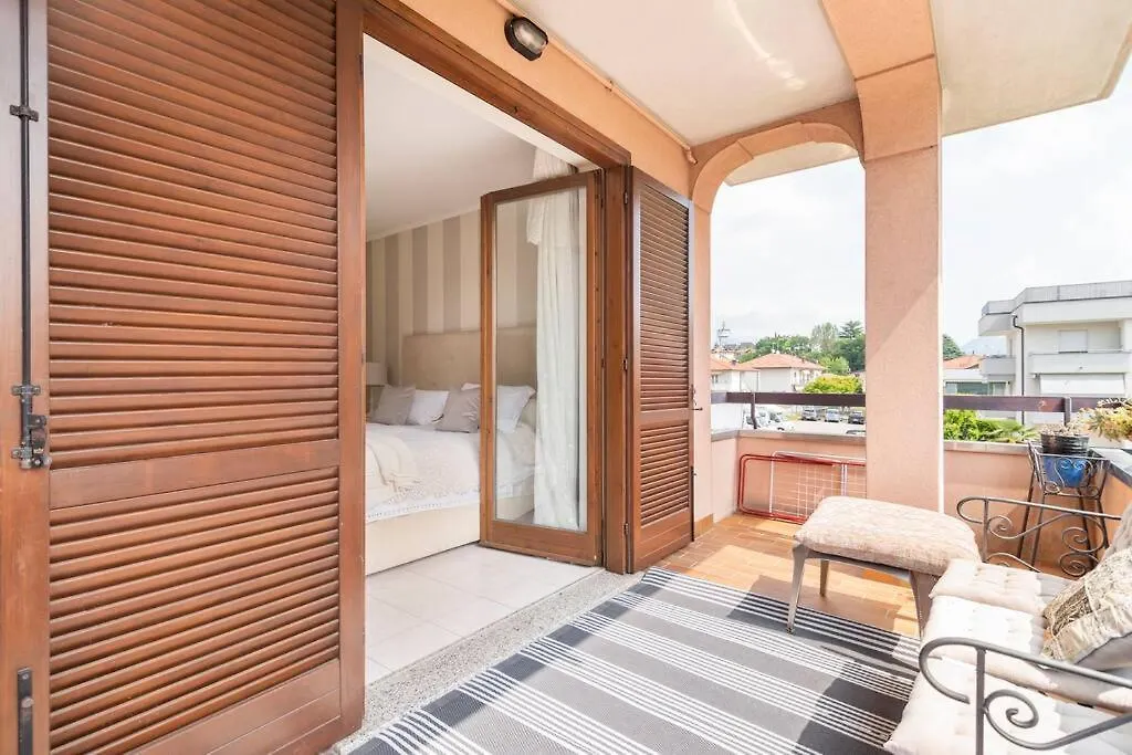 Fiorenza House Luisago 0*,  Italien