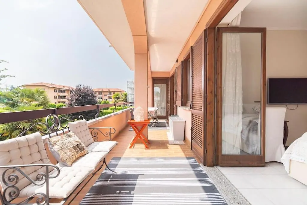 Fiorenza House Luisago Apartment
