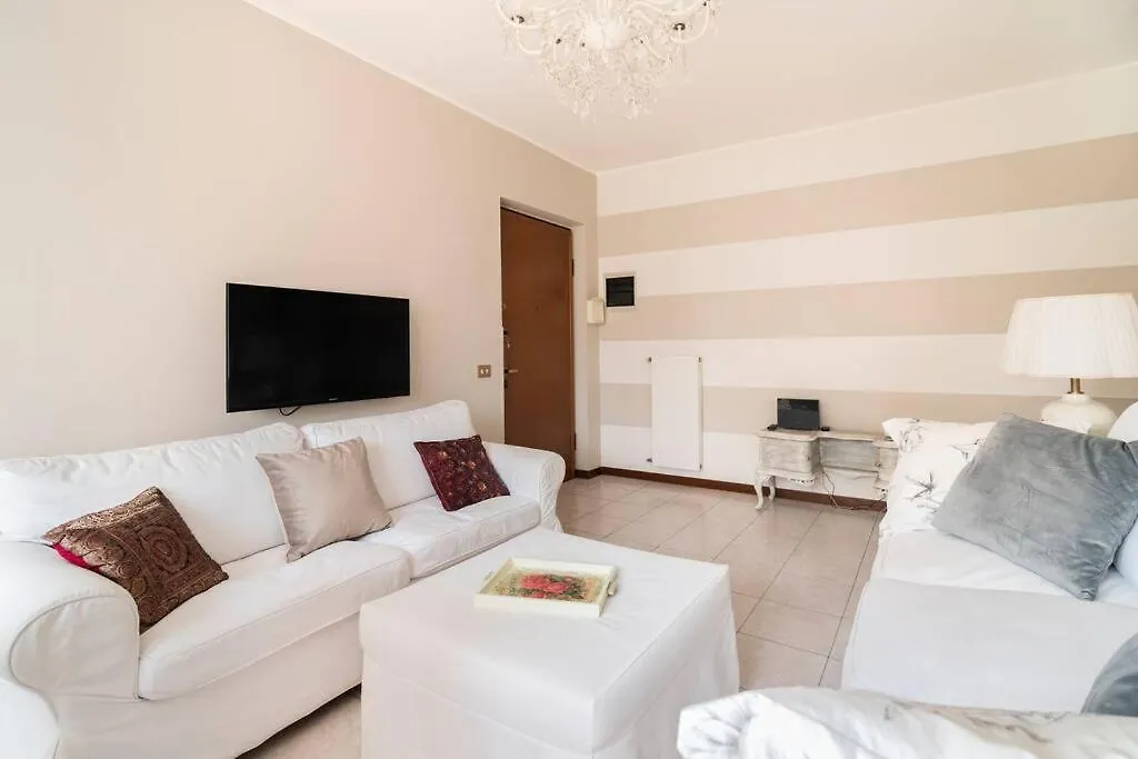 Fiorenza House Luisago 0*,  Italy