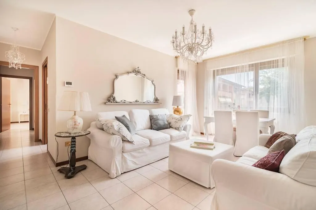 Fiorenza House Luisago Apartment