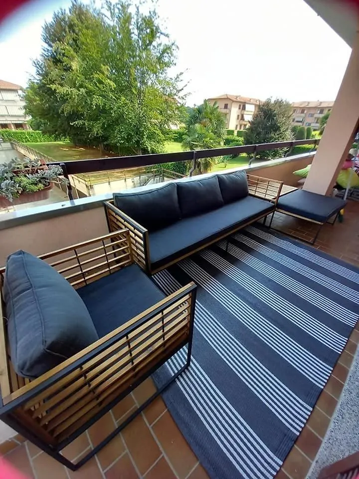 Fiorenza House Luisago 0*,